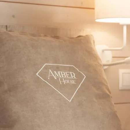 Amber House * 드지비르지노